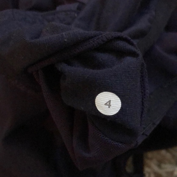 LuluLemon Ariel Purple Workout Top - Picture 8 of 8